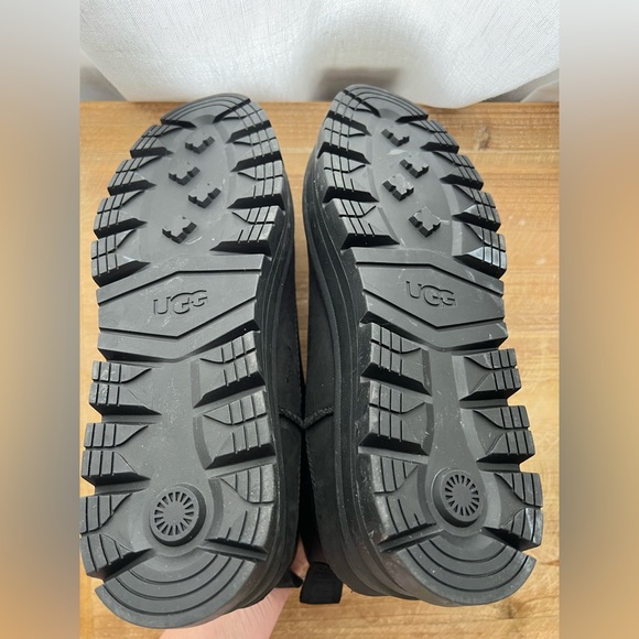 New UGG Merina Waterproof Platform Shoe in Black Women’s Size 11 - Picture 7 of 9